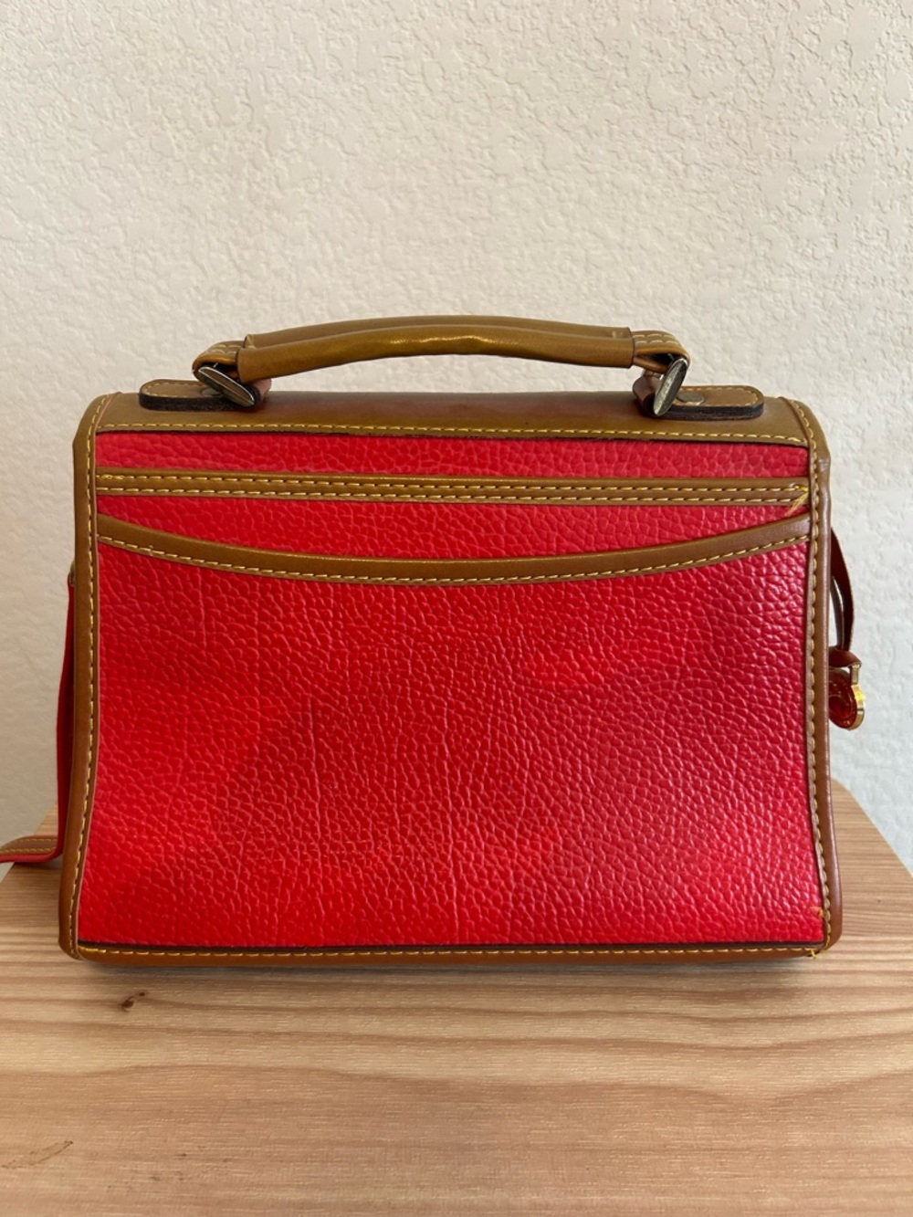 Vintage Dooney & Burke All Weather Leather Crossbody Bag - Picture 6 of 9